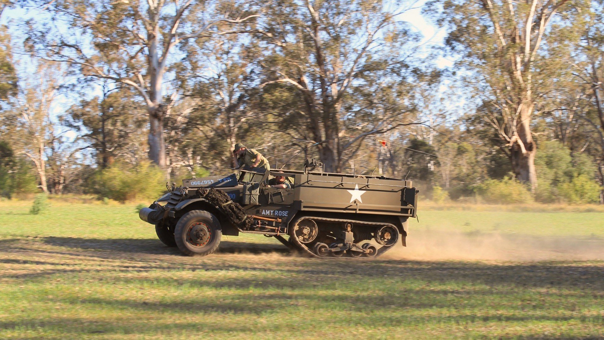 乐鱼官网-上海上港攻防表现均衡，领军积分榜，上海上港对战