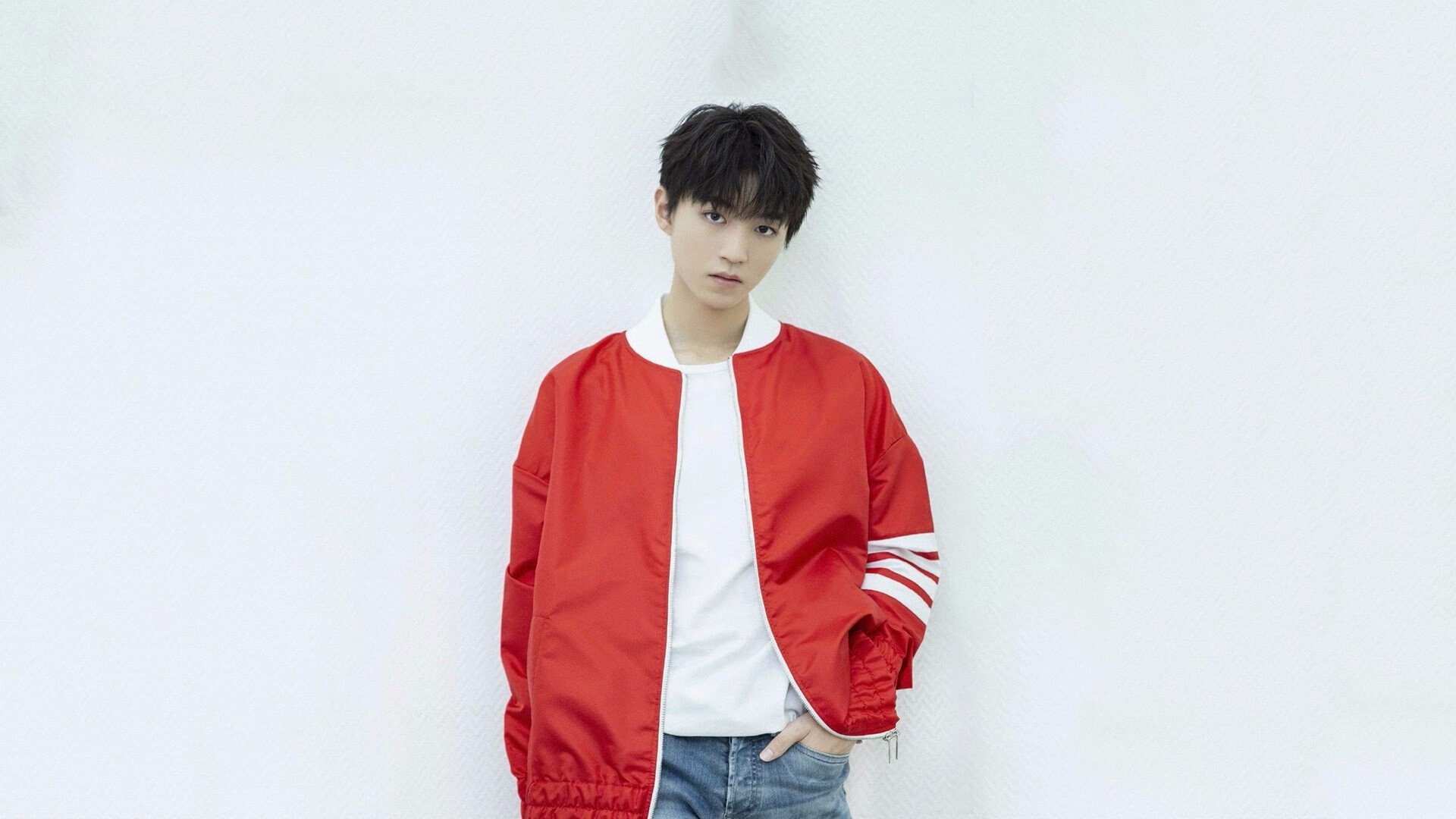 乐鱼体育平台官网-瑞士队奋勇向前，意志坚定，瑞士队徽