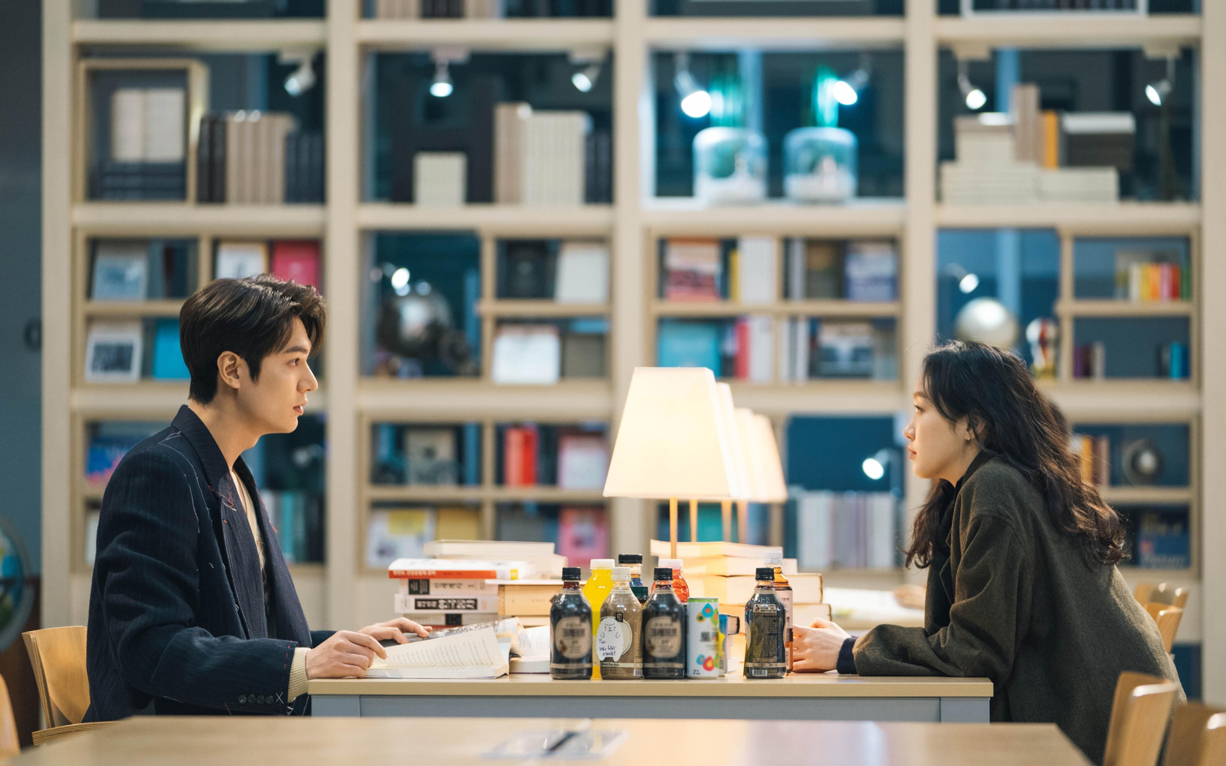 体育新闻中心推动体育赛事社交媒体互动升级，体育赛事媒体服务