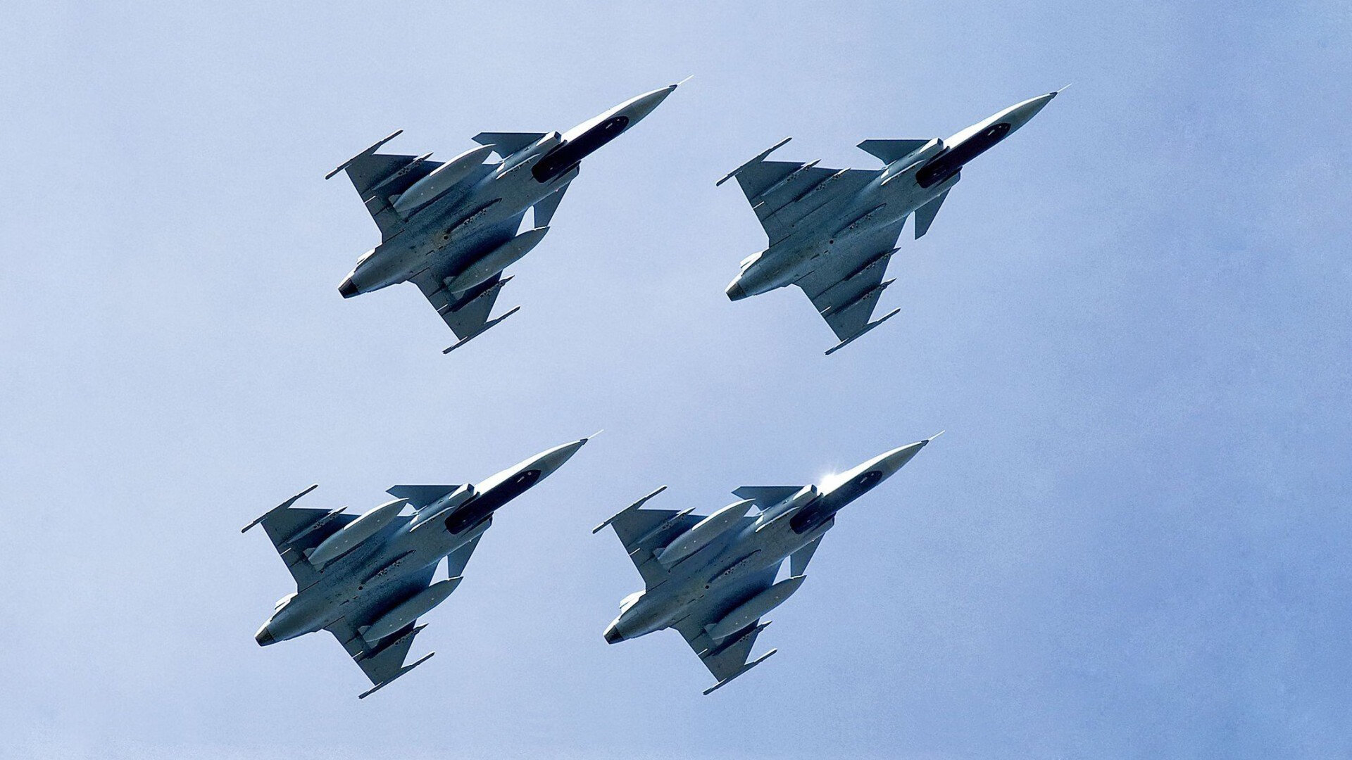 绿色环保足球场建设标准不断完善,推动行业绿色转型,绿色足球场怎么形容