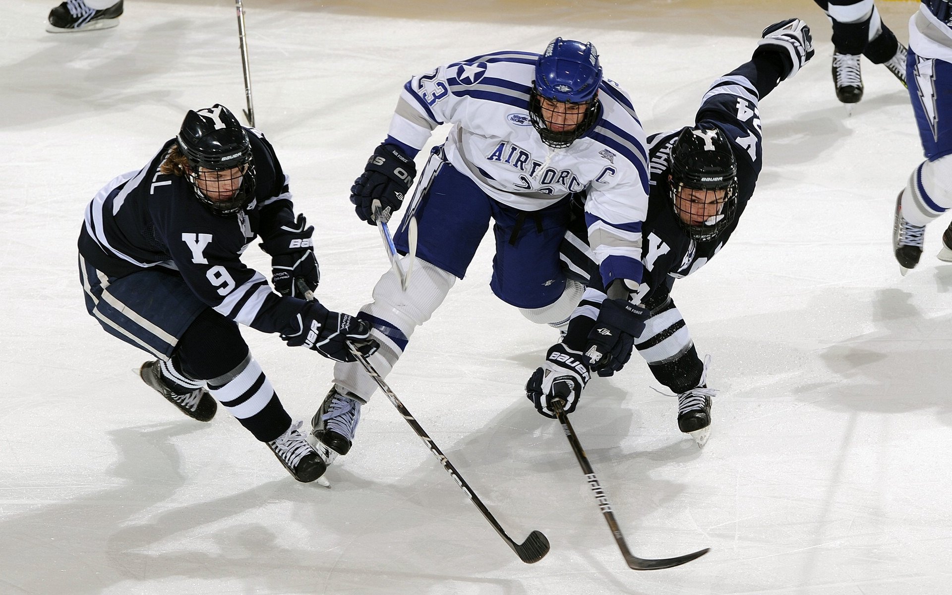 游戏音乐的艺术：旋律与情感的表达，游戏音乐的作用