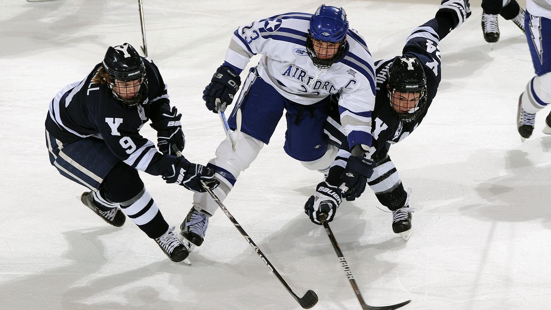 LEYU SPORTS中国官方网站-法甲联赛战火不断，争夺榜首局势日益激烈，法甲联赛联赛