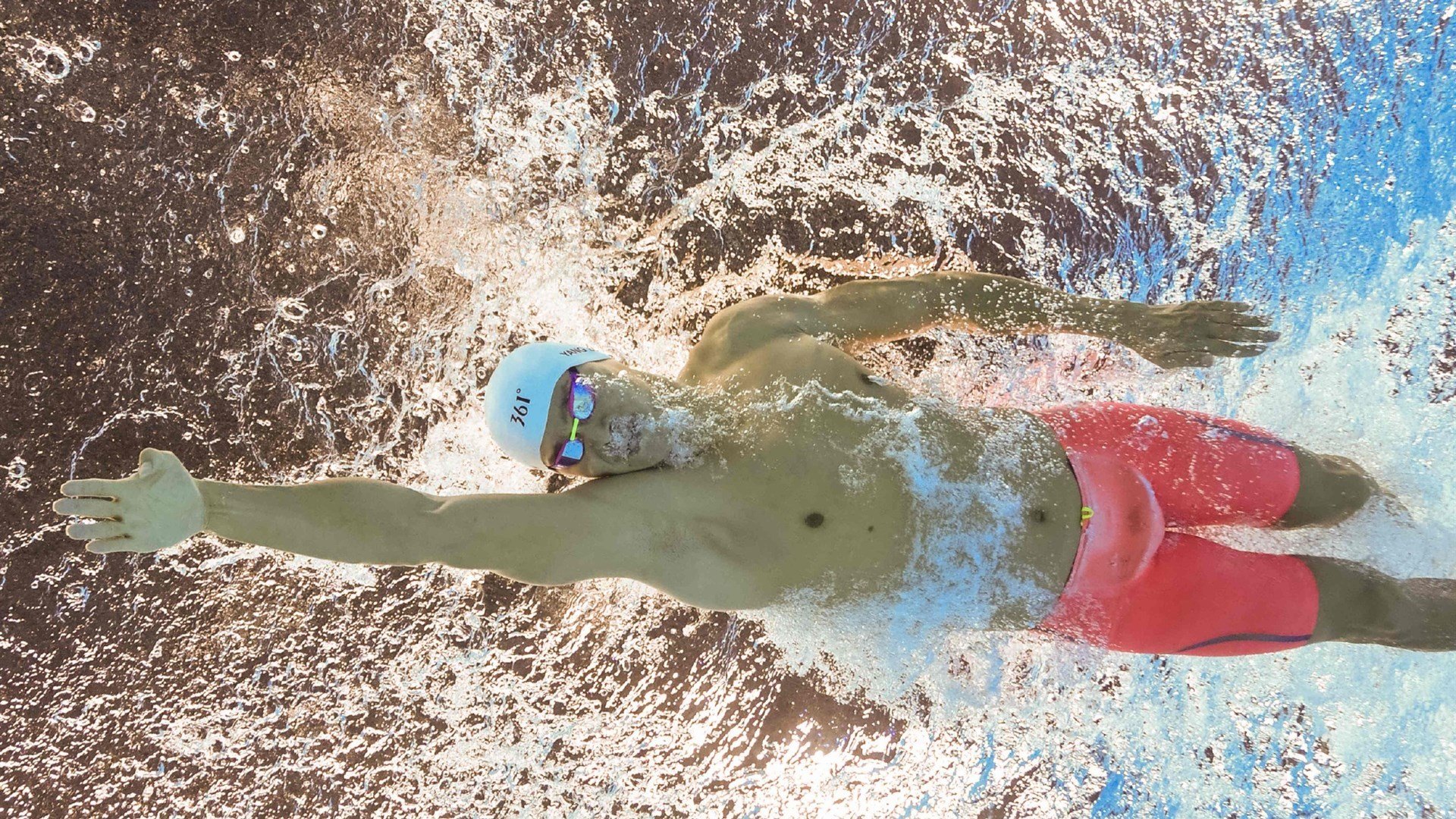 “高速飘逸”——车手漂移技巧大公开，高速漂移视频